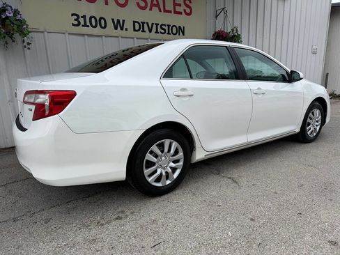 Used 2014 Toyota Camry LE w/ Fleet Convenience Package image 3
