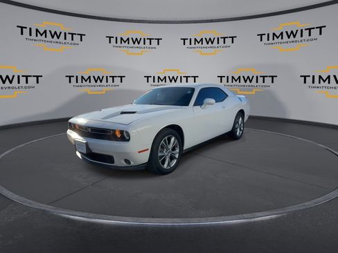 Used 2021 Dodge Challenger SXT image 22