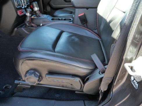 Used 2023 Jeep Gladiator Rubicon w/ LED Lighting Group image 20