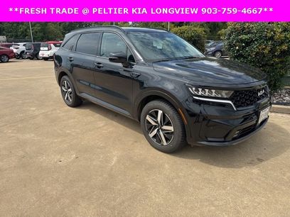 Certified 2022 Kia Sorento EX w/ Panoramic Sunroof Package