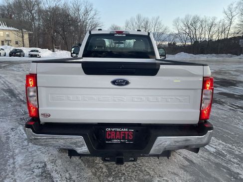 Used 2022 Ford F250 XL w/ Power Equipment Group image 4