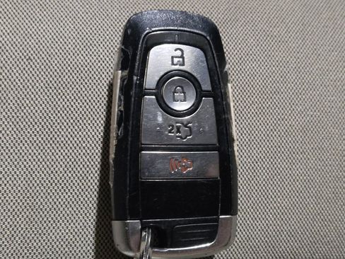 Used 2018 Ford Fusion S image 32