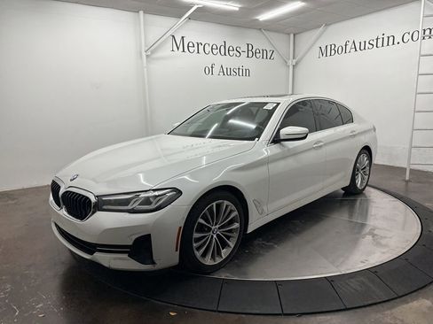 Used 2021 BMW 540i w/ Premium Package image 3