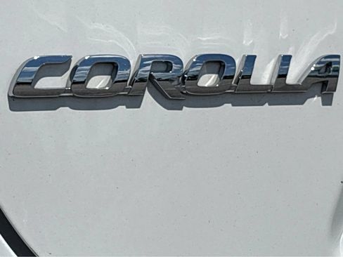Used 2024 Toyota Corolla LE FWD image 25