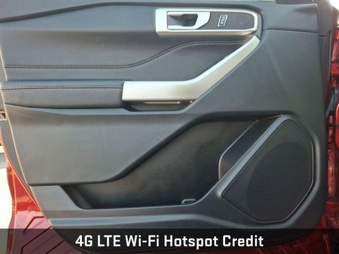 Used 2023 Ford Explorer XLT image 14