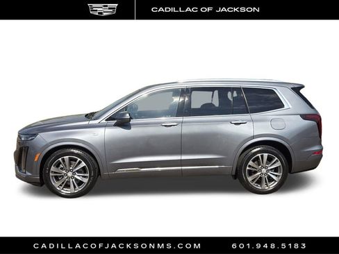 Used 2022 Cadillac XT6 Premium Luxury image 28