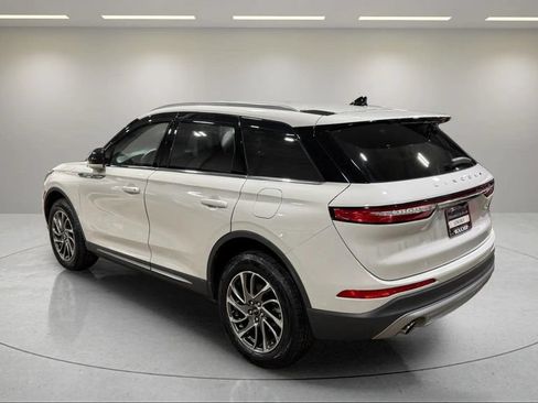 Used 2021 Lincoln Corsair AWD w/ Equipment Group 101A image 14