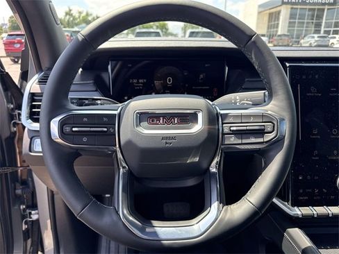 New 2025 GMC Acadia Elevation w/ Elevation Premium Package image 18