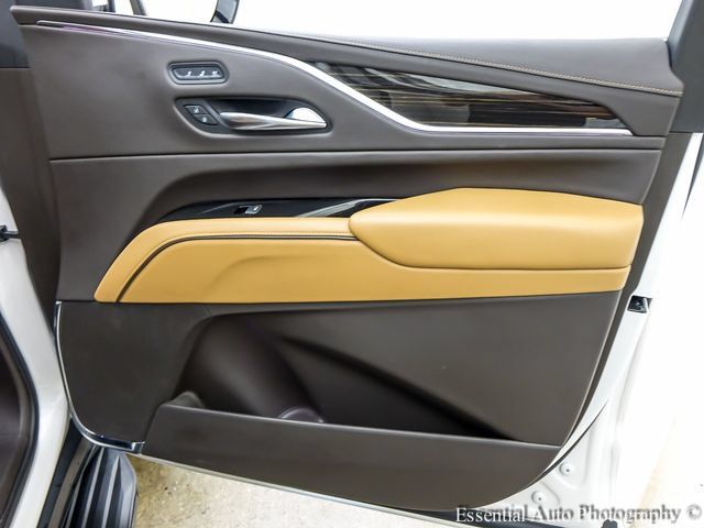 Certified 2022 Cadillac Escalade Premium Luxury w/ Performance Package AWD/4WD image 30