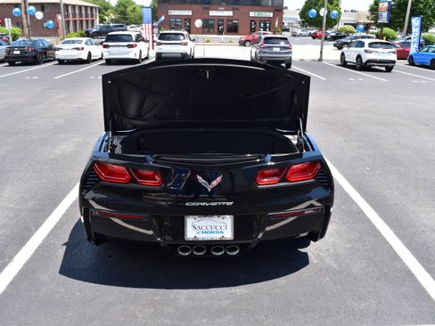 Used 2017 Chevrolet Corvette Stingray Convertible w/ 2LT Preferred Equipment Group RWD image 14