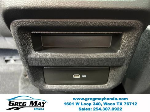 Used 2022 Volkswagen Taos SEL w/ Panoramic Sunroof Package AWD/4WD image 21