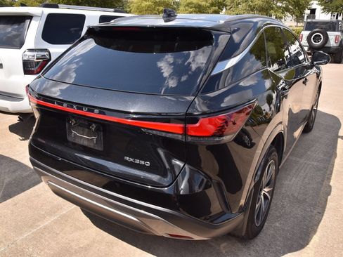 Used 2023 Lexus RX 350 Premium w/ Cold Area Package FWD image 6