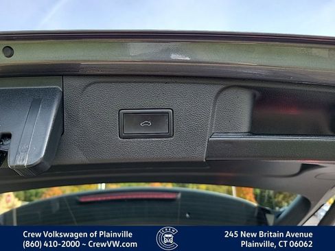 Certified 2024 Volkswagen Atlas SE image 57