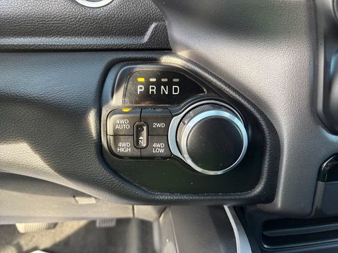 Used 2022 RAM 1500 Big Horn AWD/4WD image 28