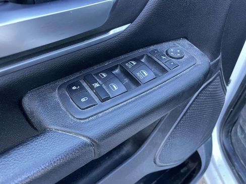 Used 2022 RAM 1500 Big Horn image 28