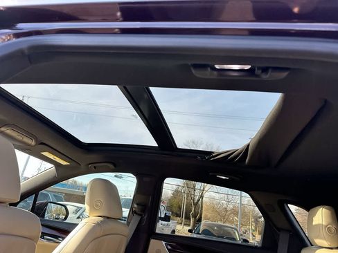 Used 2017 Cadillac XT5 Luxury w/ Driver Awareness Package image 24