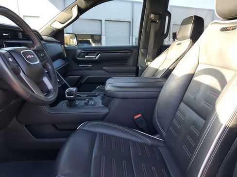 Used 2024 GMC Sierra 1500 AT4X image 19