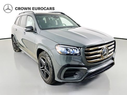 Used 2026 Mercedes-Benz GLS 450 4MATIC image 3
