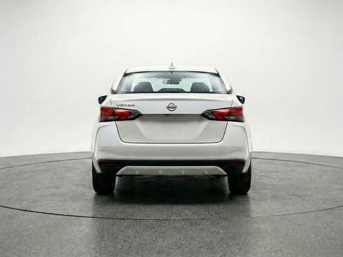 Used 2025 Nissan Versa SV FWD image 7