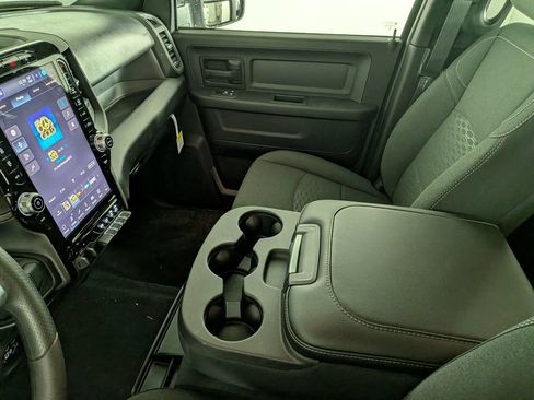 New 2026 RAM 2500 Tradesman AWD/4WD image 22