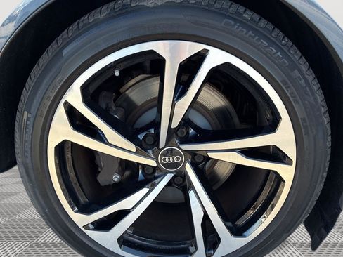 Used 2022 Audi e-tron GT Prestige w/ Prestige Package image 10