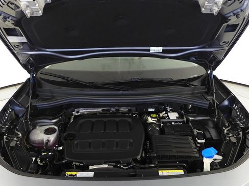 Used 2025 Volkswagen Tiguan S FWD image 6