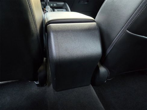 Used 2023 Honda Accord Sport image 11