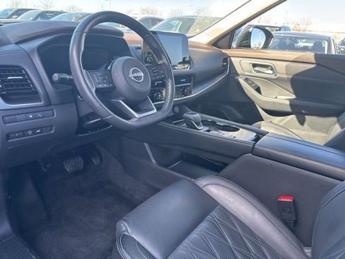 Certified 2023 Nissan Rogue Platinum w/ Platinum Premium Package image 5