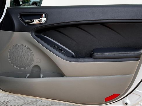 Used 2016 Kia Forte EX w/ EX Premium Package FWD image 26