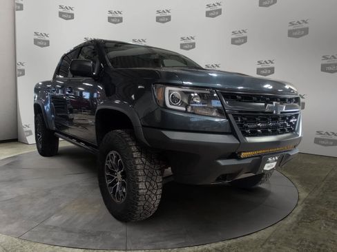 Used 2019 GMC Sierra 1500 SLE w/ SLE Value Package image 1