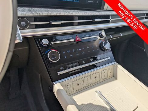 Used 2024 Hyundai Santa Fe Calligraphy AWD/4WD image 21
