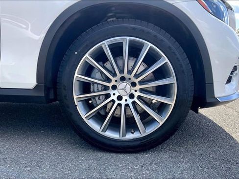 Used 2019 Mercedes-Benz GLC 43 AMG 4MATIC image 9