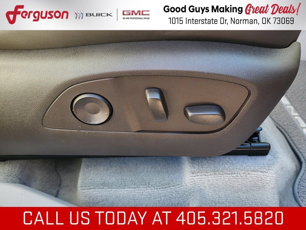 New 2026 GMC Acadia Denali w/ Super Cruise Package FWD image 45