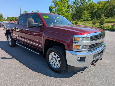 Used 2015 Chevrolet Silverado 2500 LTZ w/ Duramax Plus Package AWD/4WD image 7