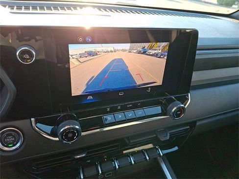 Used 2025 Chevrolet Colorado W/T w/ Advanced Trailering Package image 18