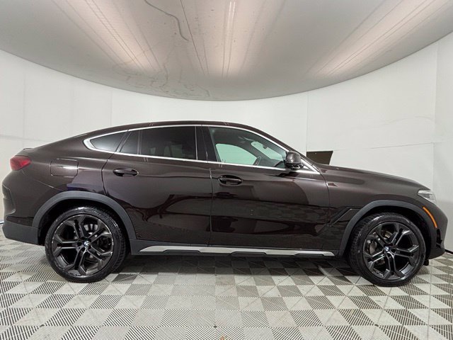 Used 2022 BMW X6 xDrive40i AWD/4WD image 8