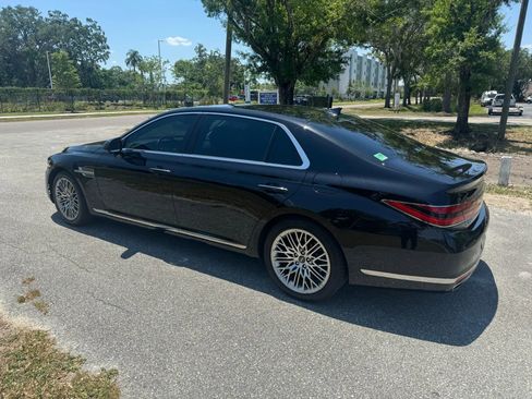 Used 2022 Genesis G90 3.3T Premium RWD image 10