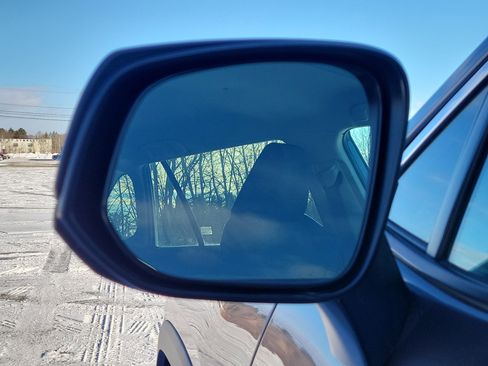 Used 2023 Toyota RAV4 LE image 10