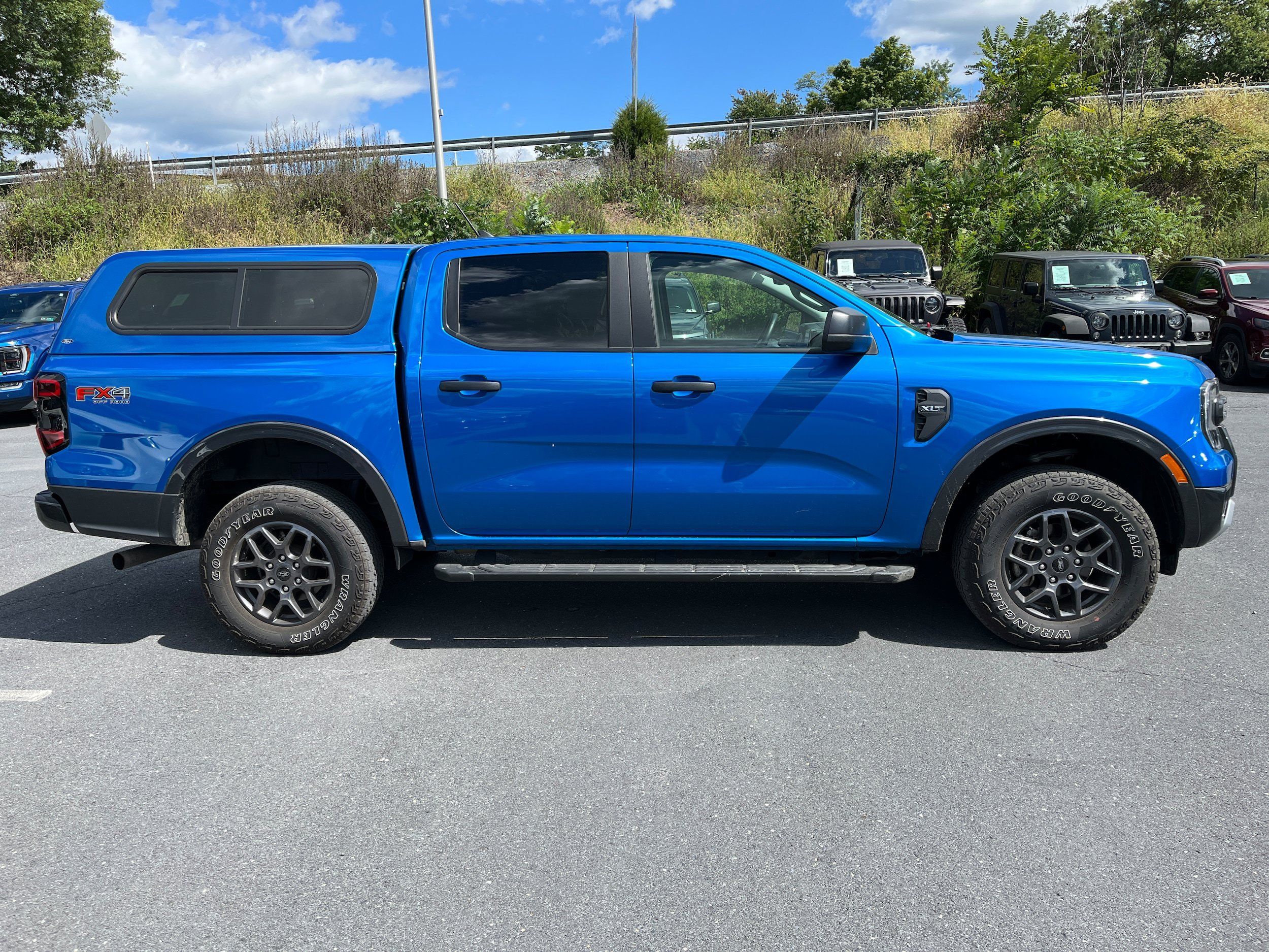 Certified 2024 Ford Ranger XLT w/ FX4 Off-Road Package AWD/4WD image 5