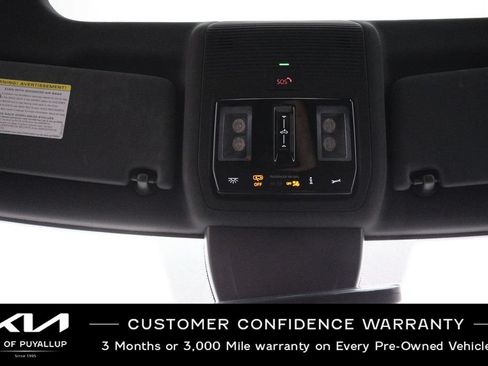 Used 2022 Volkswagen GTI SE FWD image 25
