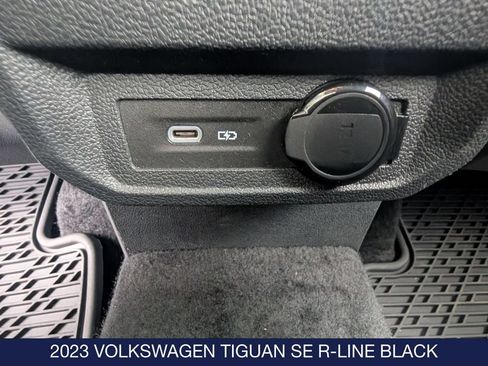Certified 2023 Volkswagen Tiguan SE R-Line AWD/4WD image 18