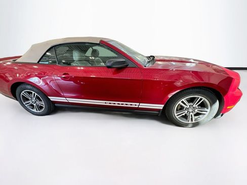Used 2012 Ford Mustang Premium RWD image 4
