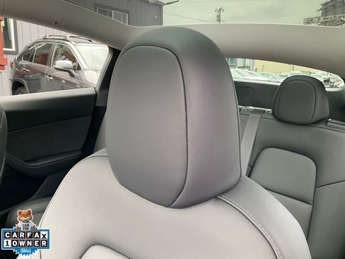 Used 2023 Tesla Model Y Long Range AWD/4WD image 19