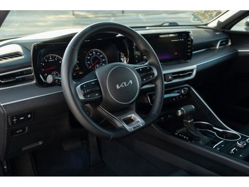Used 2024 Kia K5 GT-Line w/ GT-Line Premium Package FWD image 11