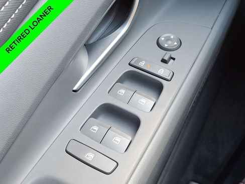 New 2025 Hyundai Elantra SEL image 23