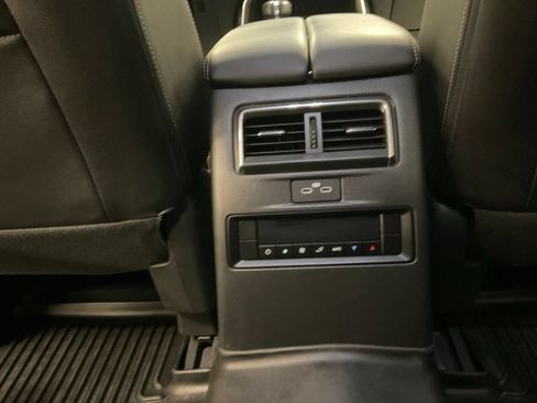 Used 2024 MAZDA CX-90 3.3 Turbo w/ Preferred Package AWD/4WD image 37