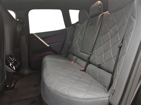 Used 2022 BMW iX xDrive50 w/ Premium Package image 24