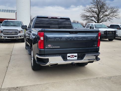 Used 2019 Chevrolet Silverado 1500 LTZ w/ LTZ Premium Package image 7
