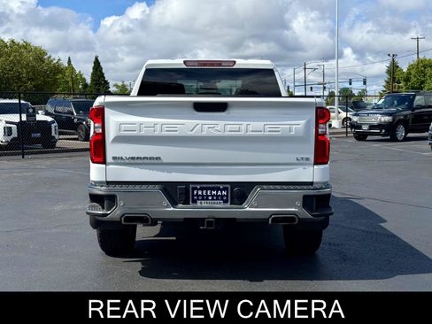 Used 2023 Chevrolet Silverado 1500 LTZ w/ Z71 Off-Road Package AWD/4WD image 7