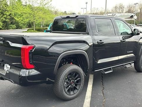 New 2026 Toyota Tundra SR5 w/ SR5 Convenience Package AWD/4WD image 33